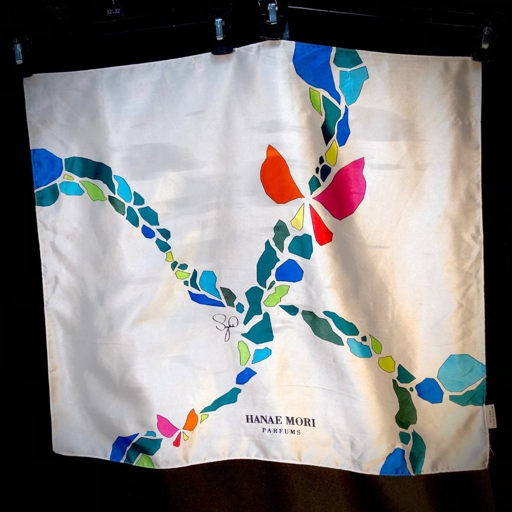 Hanae Mori Parfums Scarf